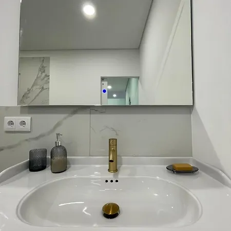 Porto Area, Poolside Sunsets Of Boa