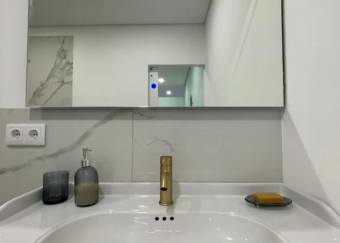 Porto Area, Poolside Sunsets Of Boa