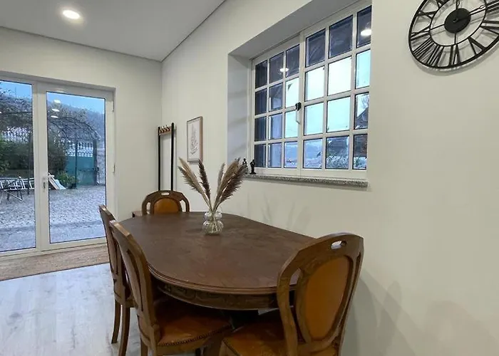 Porto Area, Poolside Sunsets Of Boa *