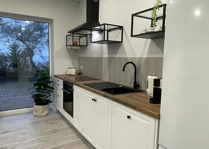 Porto Area, Poolside Sunsets Of Boa *